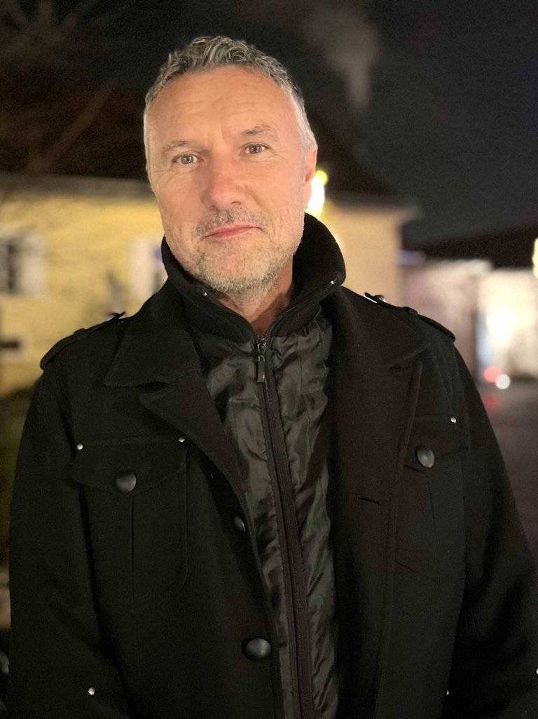 Martin Mitschke, Chaiffeur im Genussresorts Ketschauer Hof in Deidesheim Pfalz.