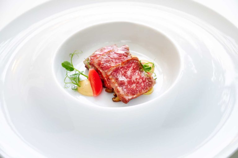 Fleischgericht im Restaurant 1718, ansässig im Genussresort Ketschauer Hof