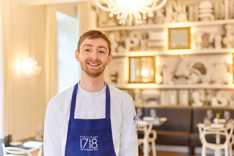 Mario Lehmann, Sous-Chef im Restaurant 1718, beheimatet im Anwesen Ketschauer Hof in Deidesheim/ Pfalz