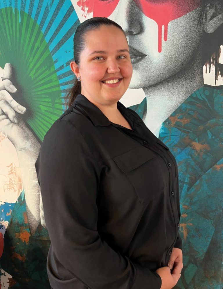 Xenia Vöhringer, Auszubildende Fachfrau für Restaurants & Veranstaltungsgastronomie, durchläuft aktuell unser Restaurant Sushi B., ansässig im Weingut Reichsrat von Buhl. Das Sushi B. ist Teil der Ketschauer Hof GmbH.