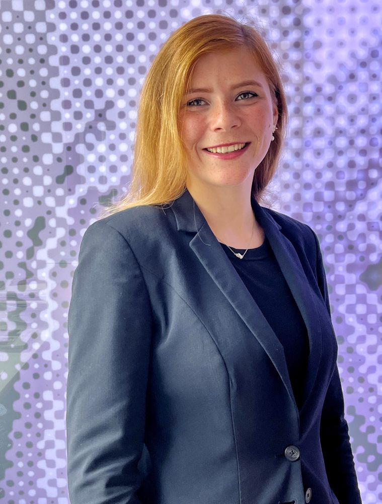 Anna Zech, Rezeptionistin im Genussresort Ketschauer Hof in Deidesheim/ Pfalz